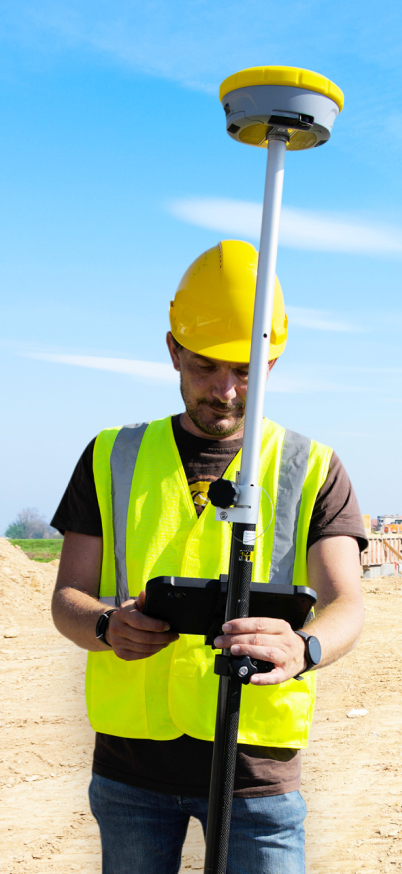 GeoMax equipment mobile slide 2